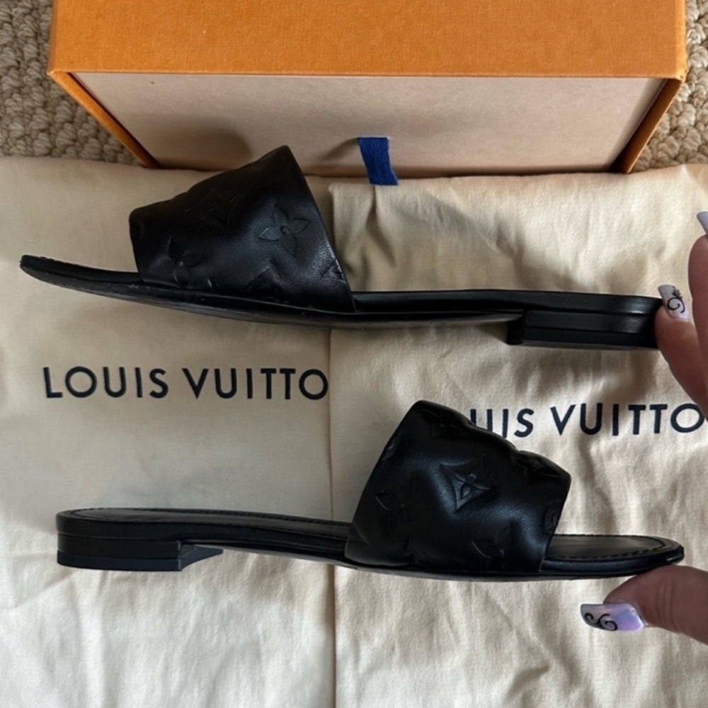 🌸💯Authentic Louis Vuitton Revival Mule Sandal - Picture 9 of 14